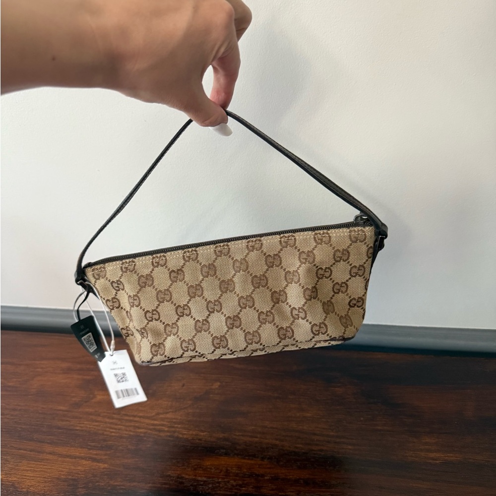 SOLD-Vintage Gucci GG Monogram Canvas Pochette Shoulder Bag - Picture 7 of 16